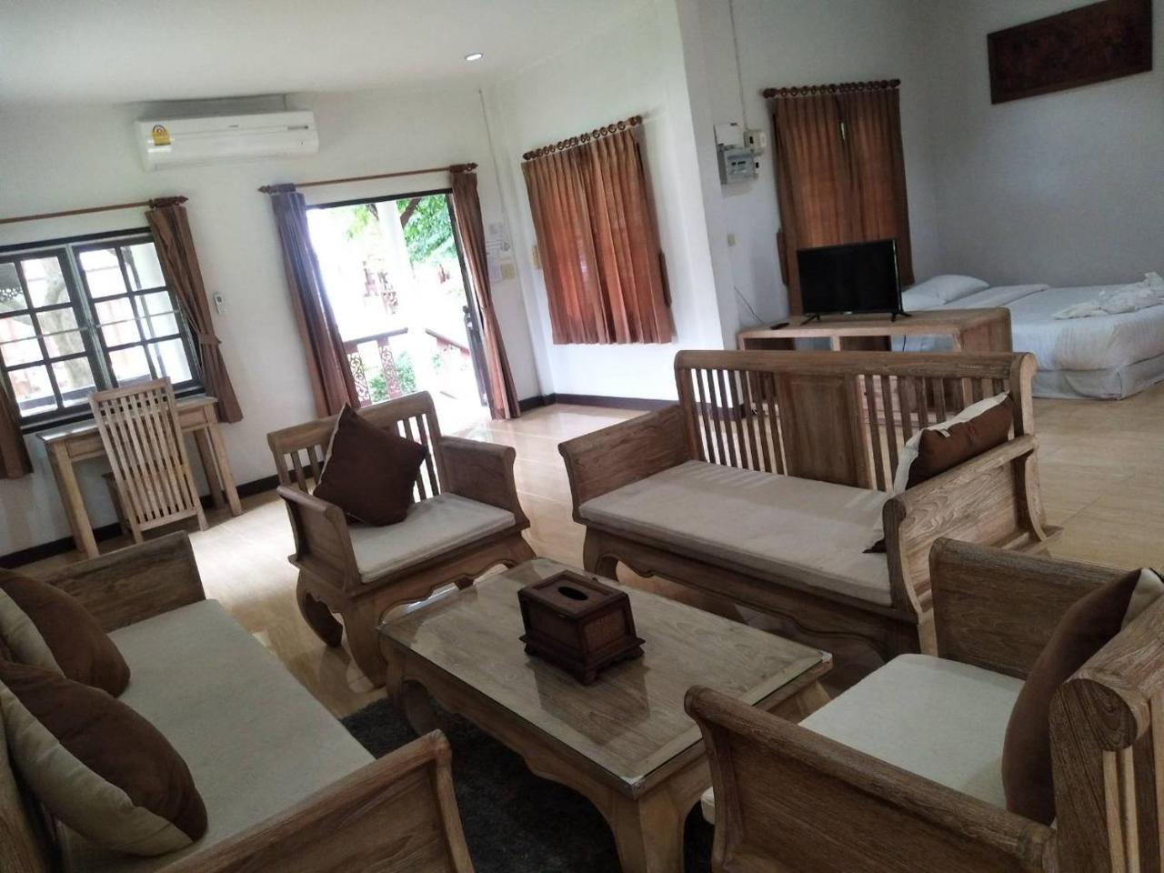 Inthanon Riverside Resort Chom Thong Exteriör bild
