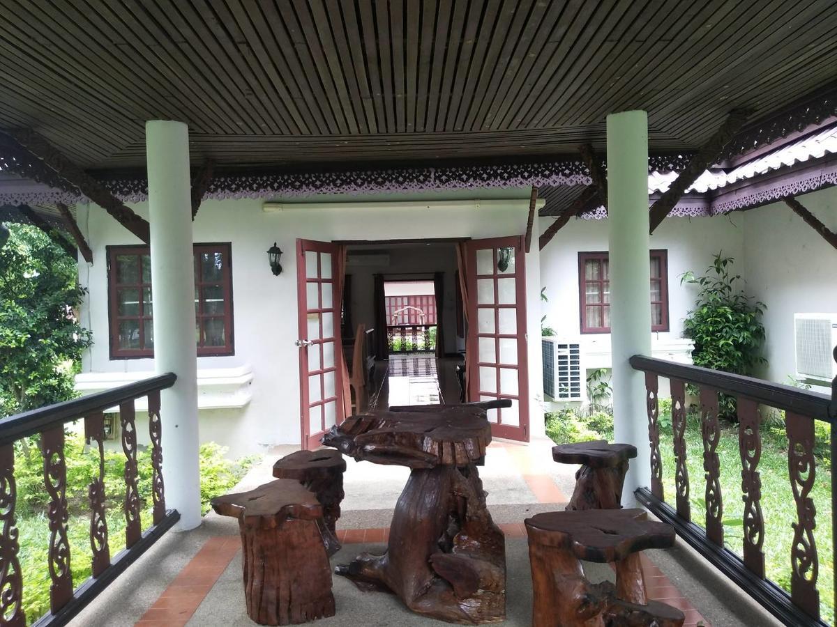 Inthanon Riverside Resort Chom Thong Exteriör bild