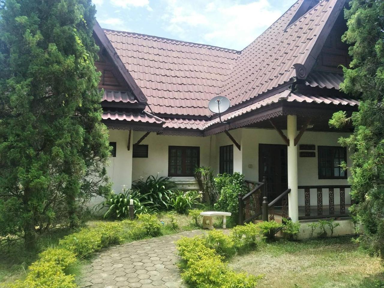Inthanon Riverside Resort Chom Thong Exteriör bild