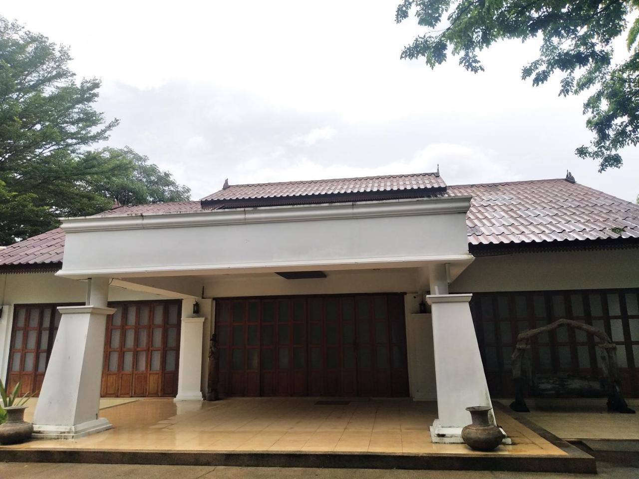 Inthanon Riverside Resort Chom Thong Exteriör bild