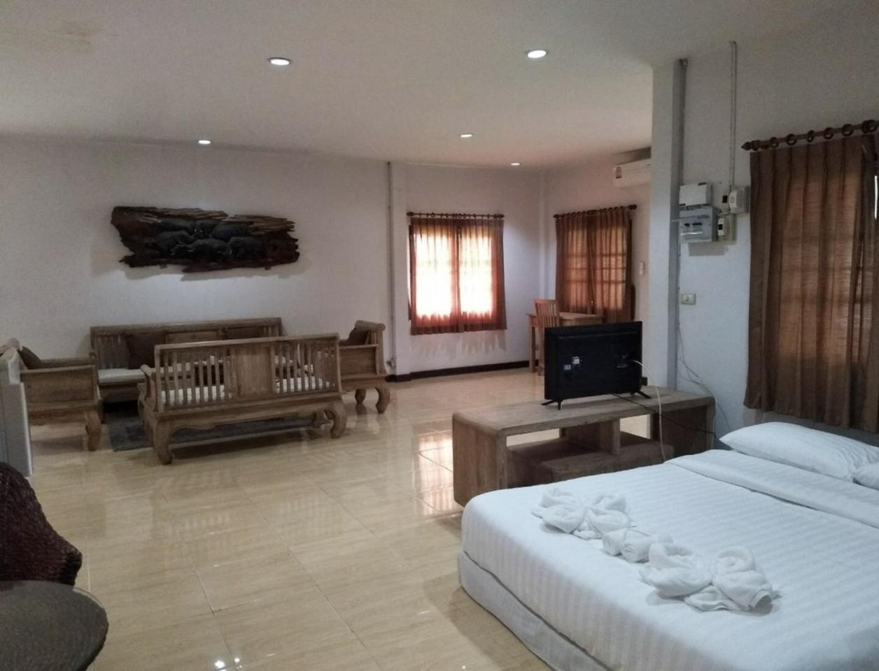 Inthanon Riverside Resort Chom Thong Exteriör bild