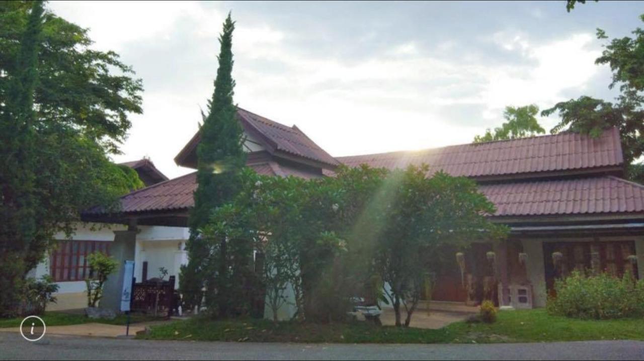Inthanon Riverside Resort Chom Thong Exteriör bild