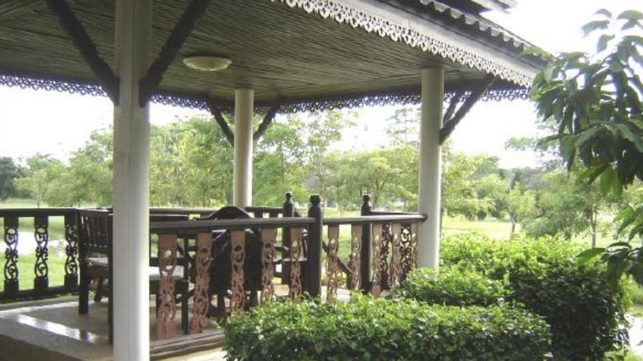 Inthanon Riverside Resort Chom Thong Exteriör bild